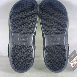 avocado bistro crocs